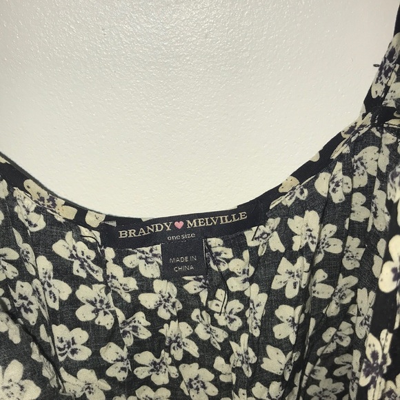 A perfect throw on dress! SALE SALE - Picture 4 of 6